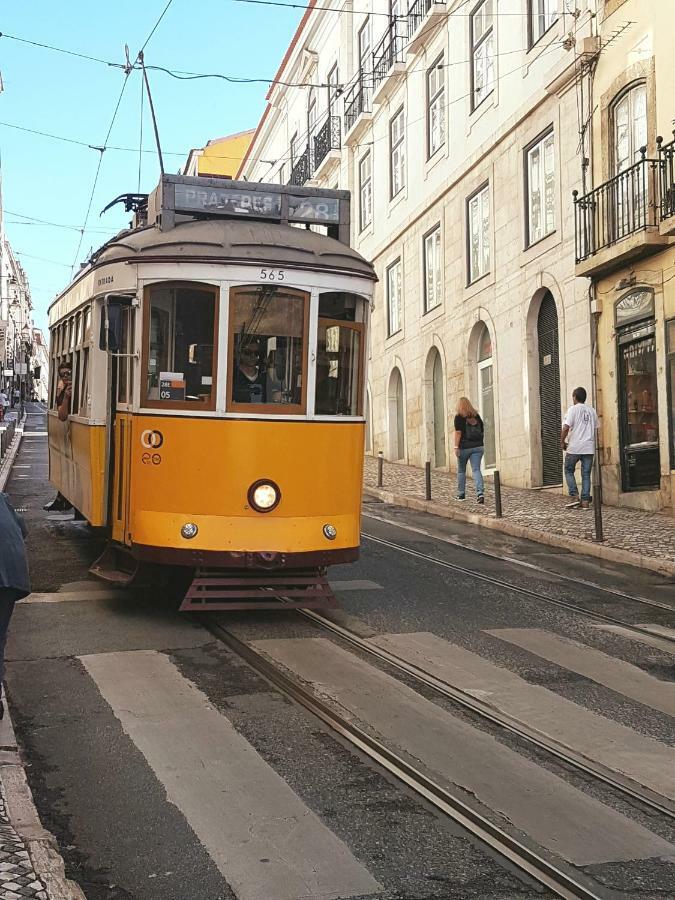 Perfectly Located Apartment In Santa Catarina - Bairro Alto Lissabon Buitenkant foto